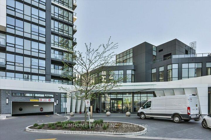 Property Photo:  18 Water Walk Drive 2802  ON L3R 6L5 