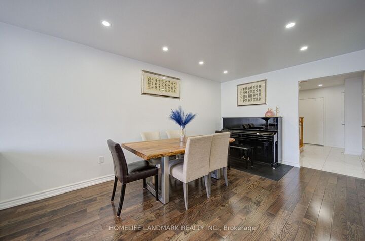 Property Photo: 65 Shepton Way ON M1V 5N4