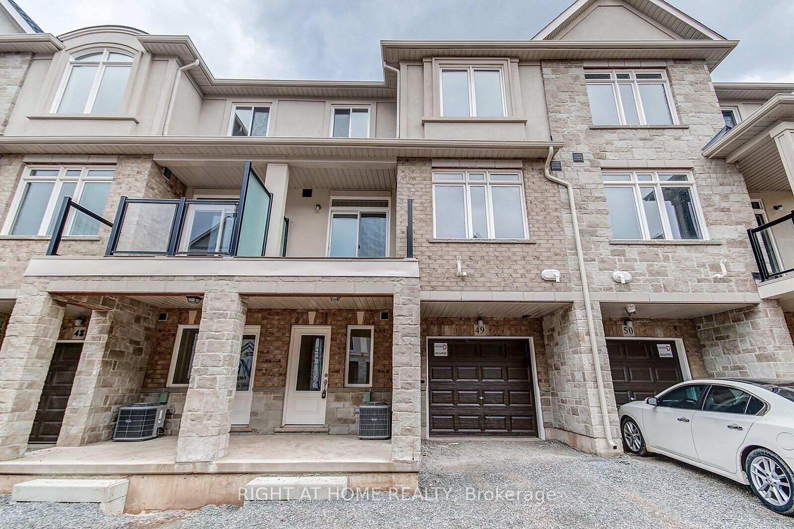 Property Photo:  40 Zinfandel Drive 49  ON L8E 0L1 