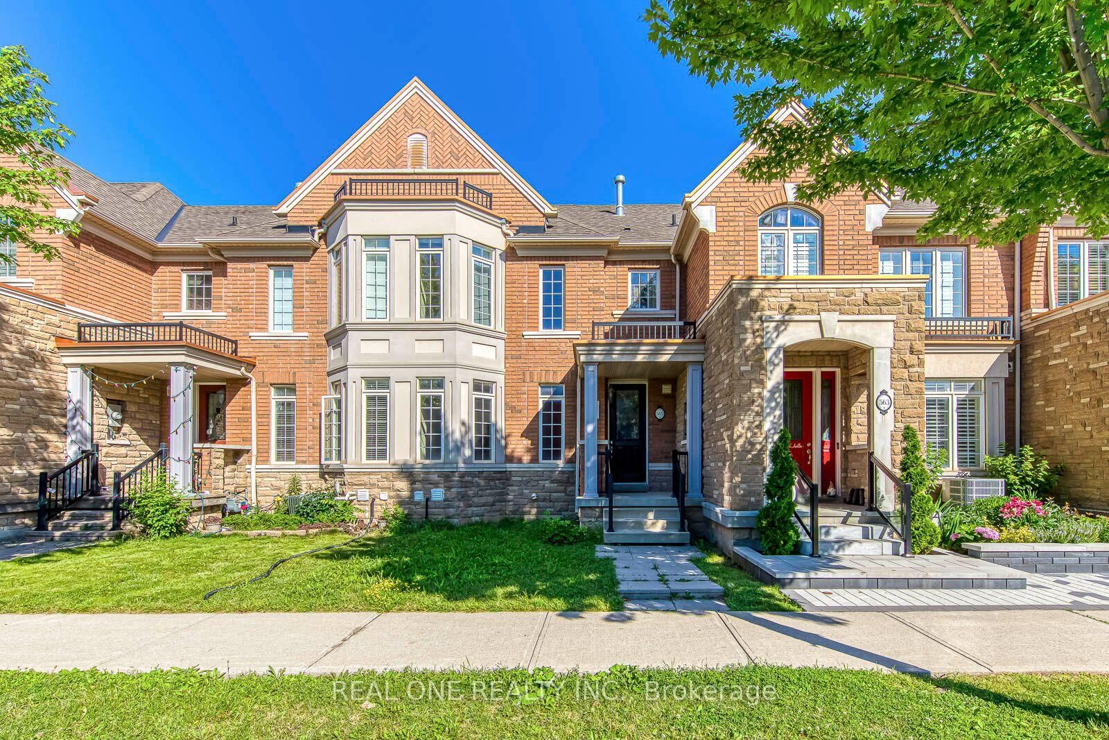 Property Photo: 565 Sixteen Mile Drive ON L6M 0P8