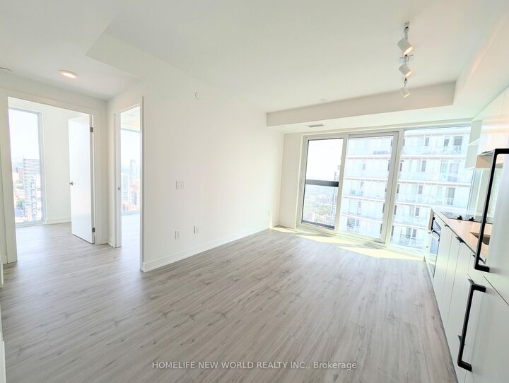 Property Photo: 252 Church Street 5206 ON M5B 0E6