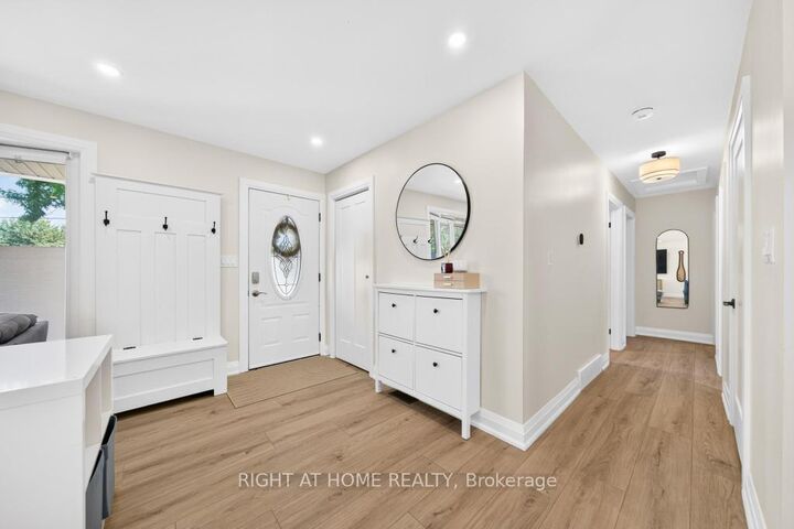 Property Photo: 7 Wallis Avenue ON L0R 2A0