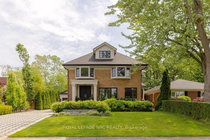 Property Photo: 21 Hillcrest Avenue ON L2R 4Y2