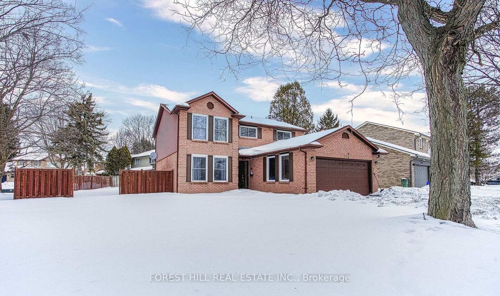 Property Photo:  115 Amberly Boulevard Room 2  ON L9G 3V2 