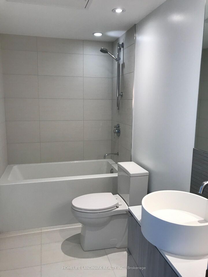 Property Photo:  161 Roehampton Avenue 1209  ON M4P 0C8 