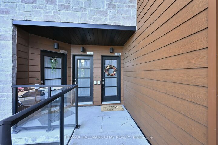 Property Photo:  17 Centre Street 312  ON L9W 2W9 