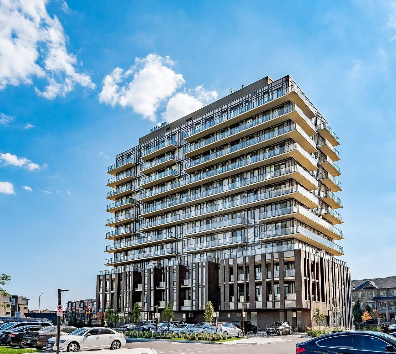 Property Photo:  215 Veterans Drive 103  ON L7A 5L6 