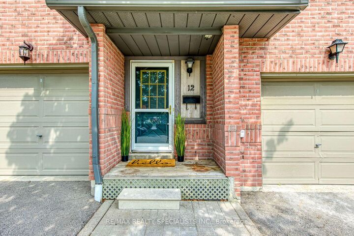 Property Photo:  2955 Thomas Street 12  ON L5M 6A9 