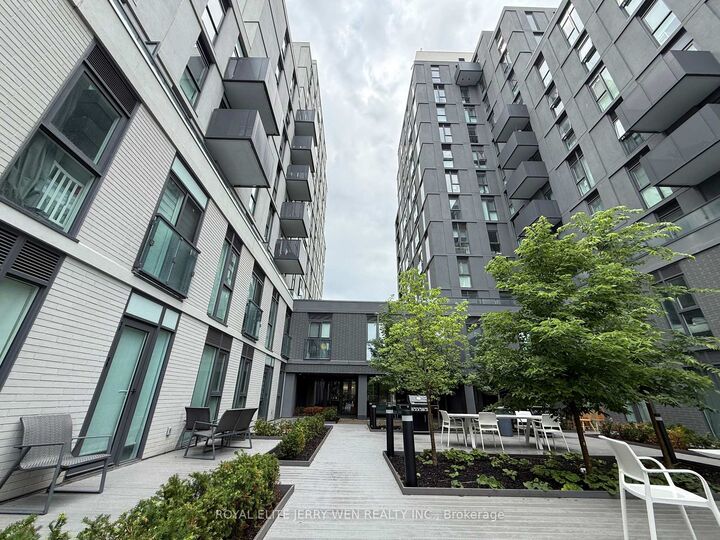 Property Photo: 500 Wilson Avenue 703 ON M3H 0E5