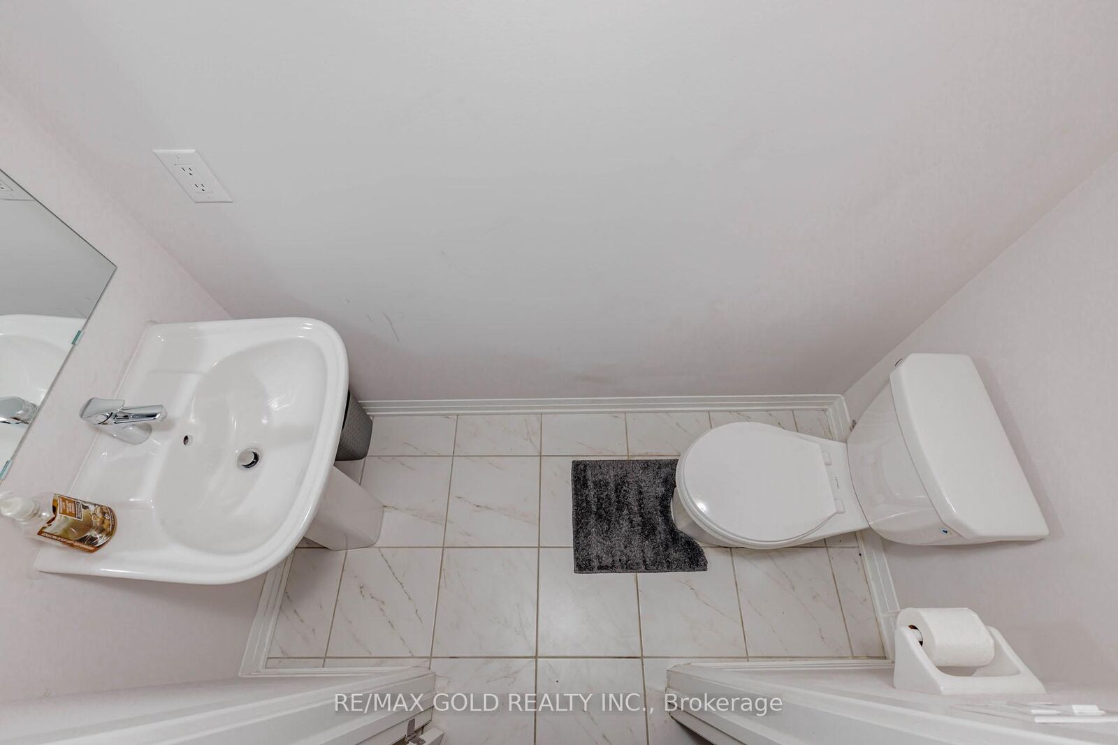 Property Photo: 585 Colborne Street 1007 ON N3S 0K4