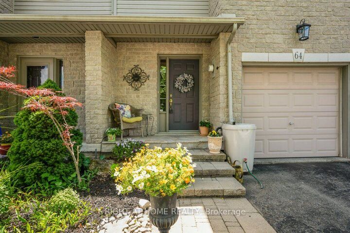 Property Photo:  64 Foxborough Drive  ON L9G 4Y8 