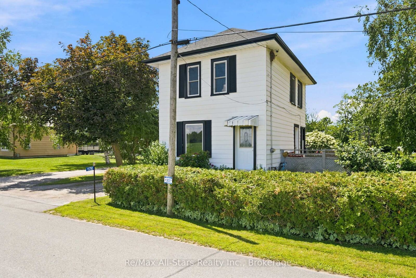 Property Photo: 15790 McLaughlin Road ON L0B 1L0