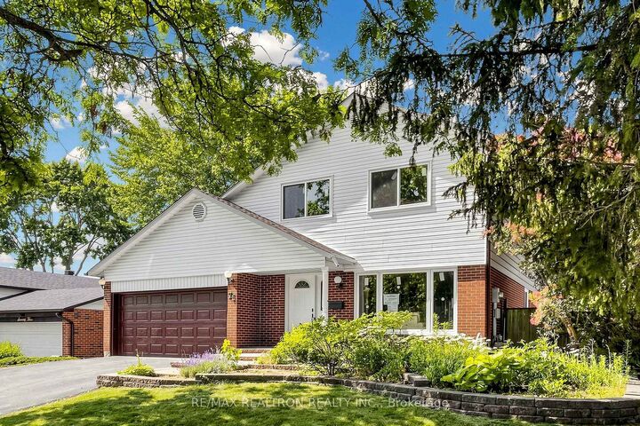 Property Photo: 75 Pringle Avenue ON L3P 2P5