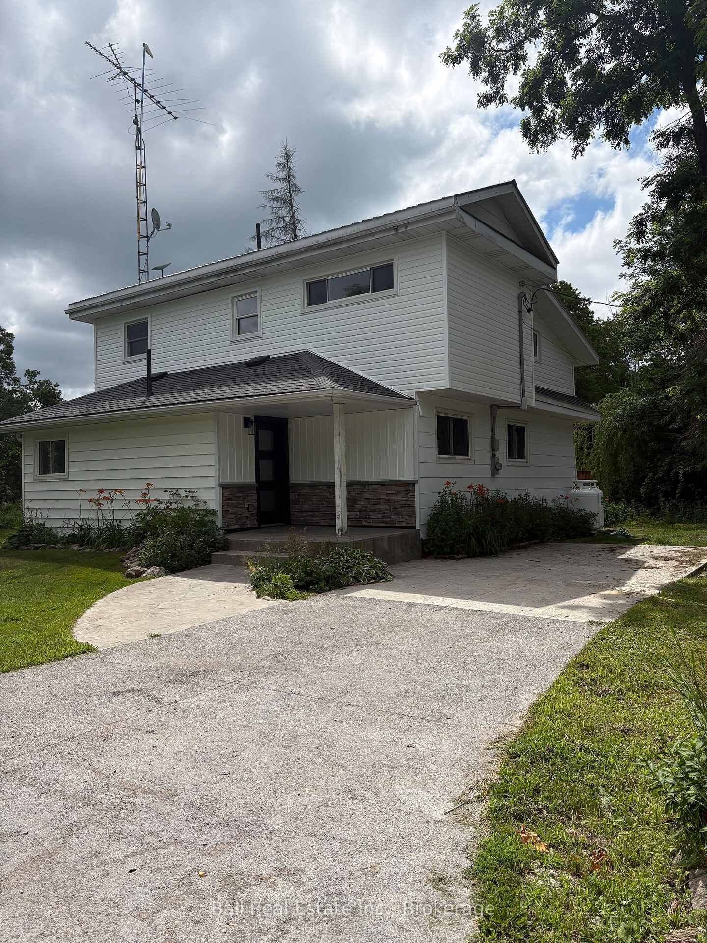 Property Photo:  2988 County Rd 44 N/A  ON K0L 1Z0 