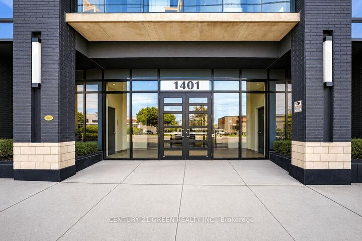 Property Photo:  1401 O'Connor Drive 415  ON M4B 2V5 