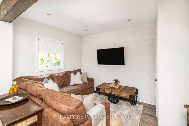 Property Photo:  134 Erie Avenue  ON L8N 2W8 