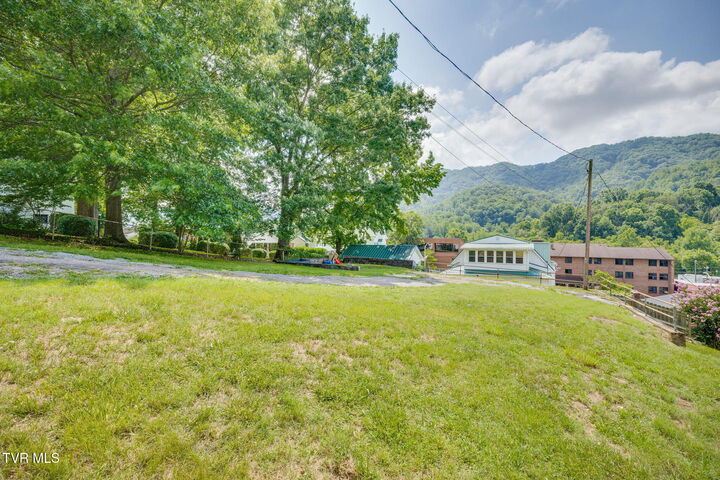 Property Photo:  316 West Jackson Street  VA 24251 