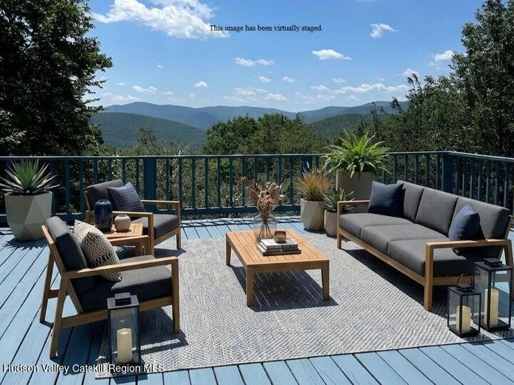 Property Photo:  376 Abbey  NY 12457 