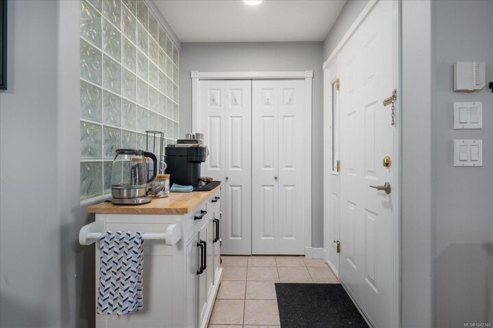 Property Photo:  4937 Clematis Pl  BC V9T 1T4 