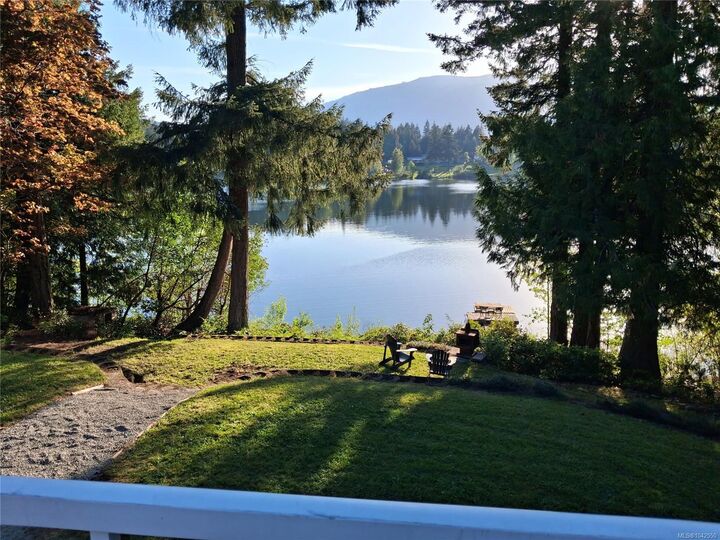 Property Photo: 9370 Cottonwood Rd BC V0R 1K5