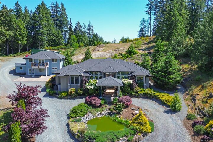 7487 Relke Rd — photo 1