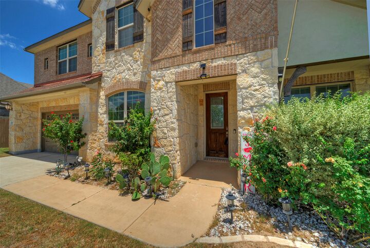Property Photo: 2260 Hat Bender Loop TX 78664