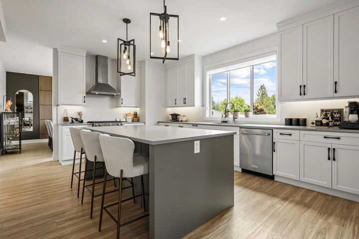 Property Photo: 10031 Magnolia Place BC V0X 1X1