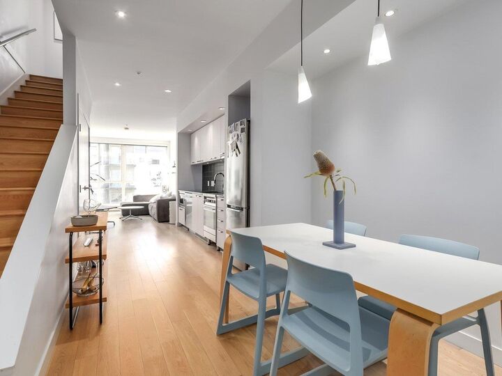 557 E Cordova Street 312 — photo 1
