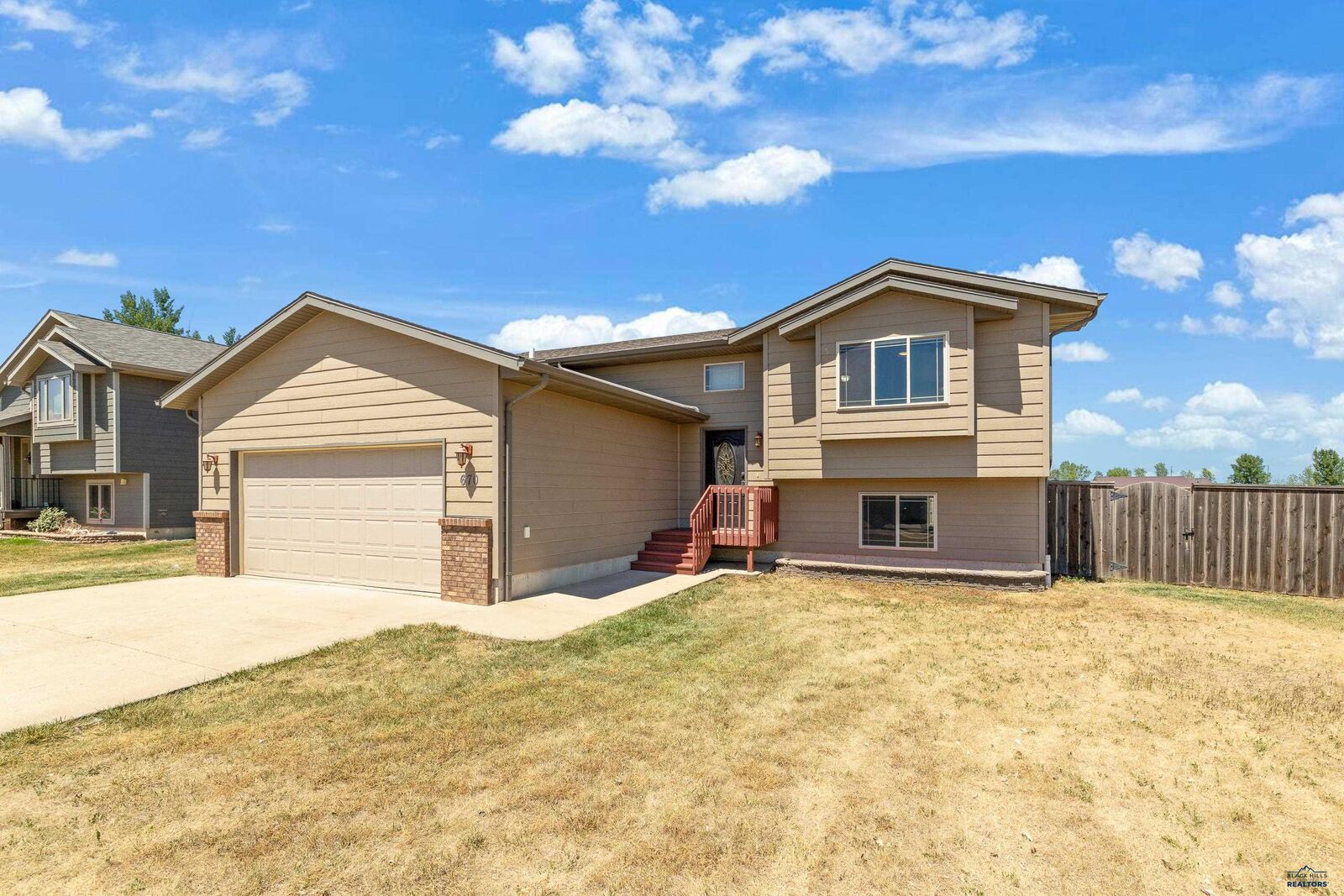 Property Photo:  670 Airway Ct  SD 57719-8136 