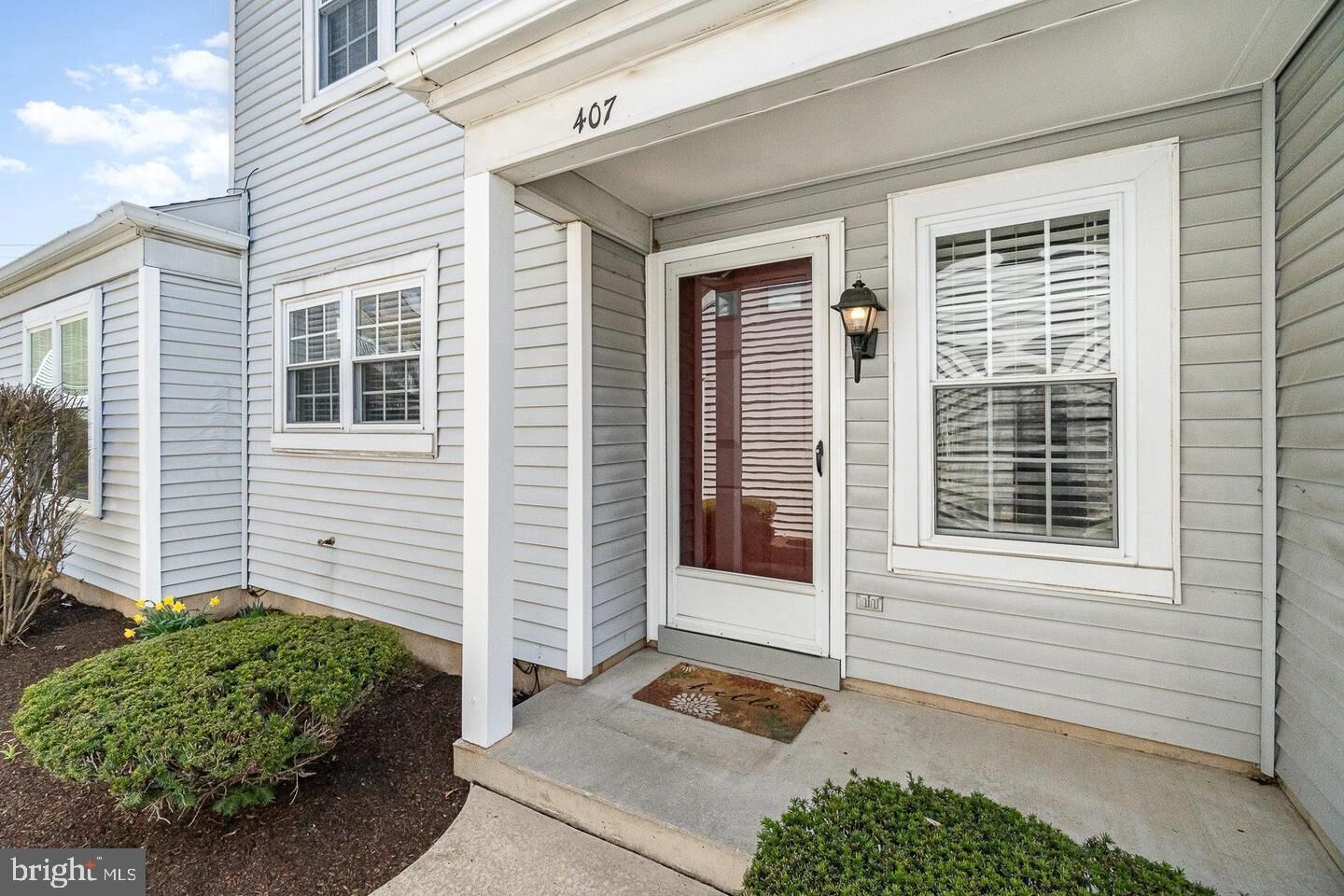 Property Photo:  407 Cambridge Court  PA 17078 