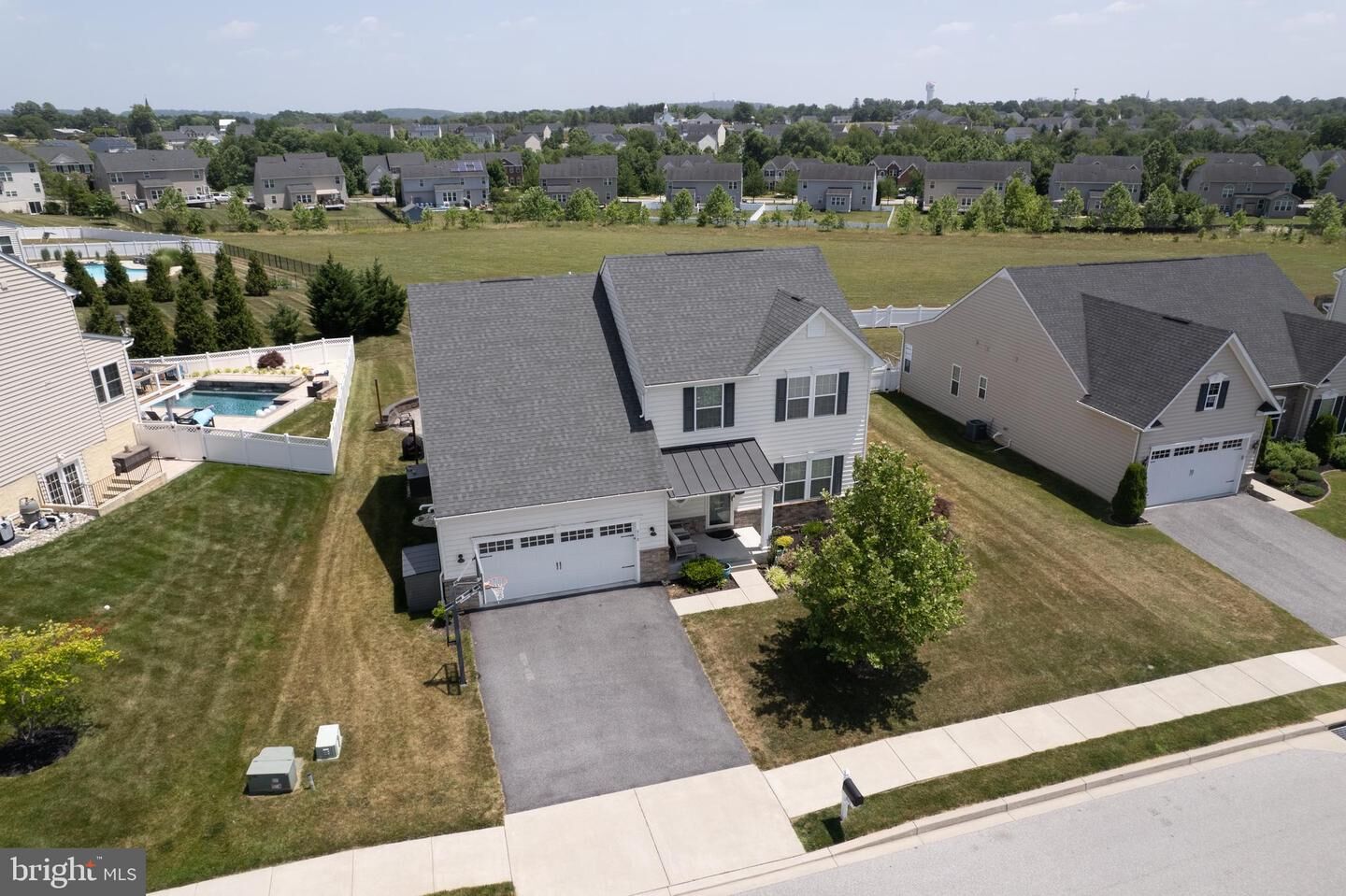 Property Photo: 810 Amherst Lane MD 21158