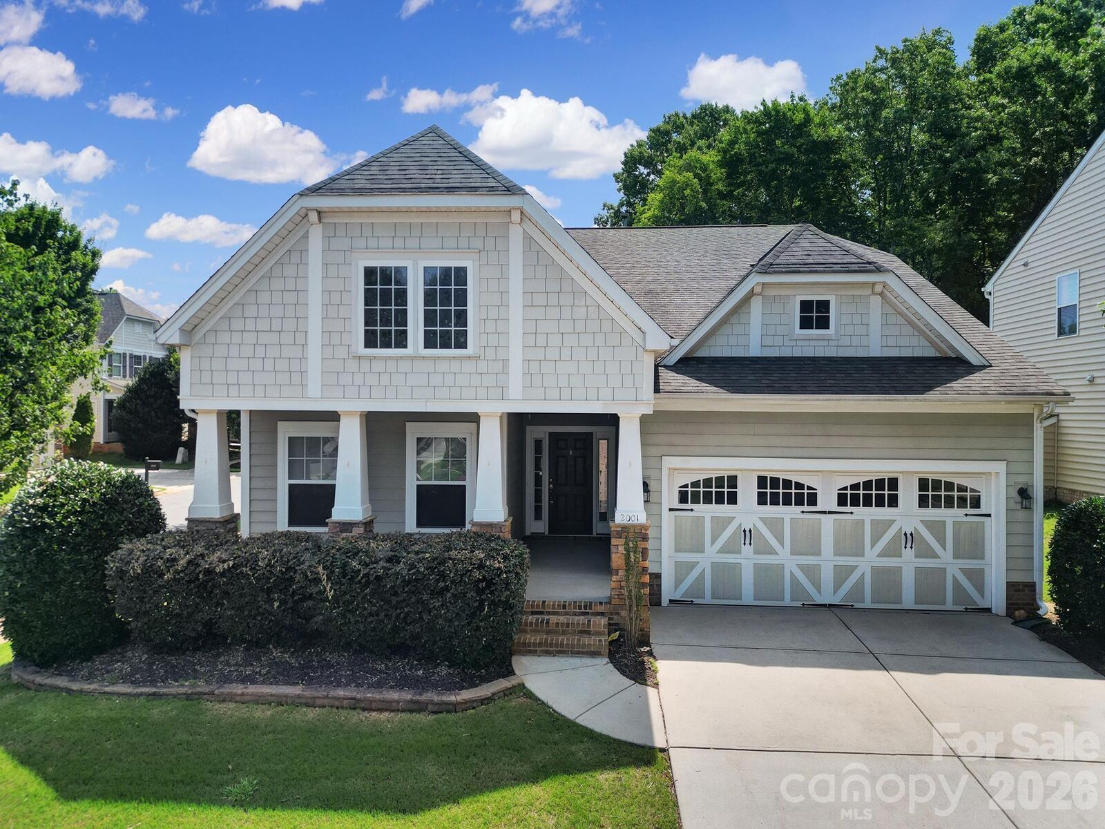Property Photo: 2001 Oakmere Road NC 28173