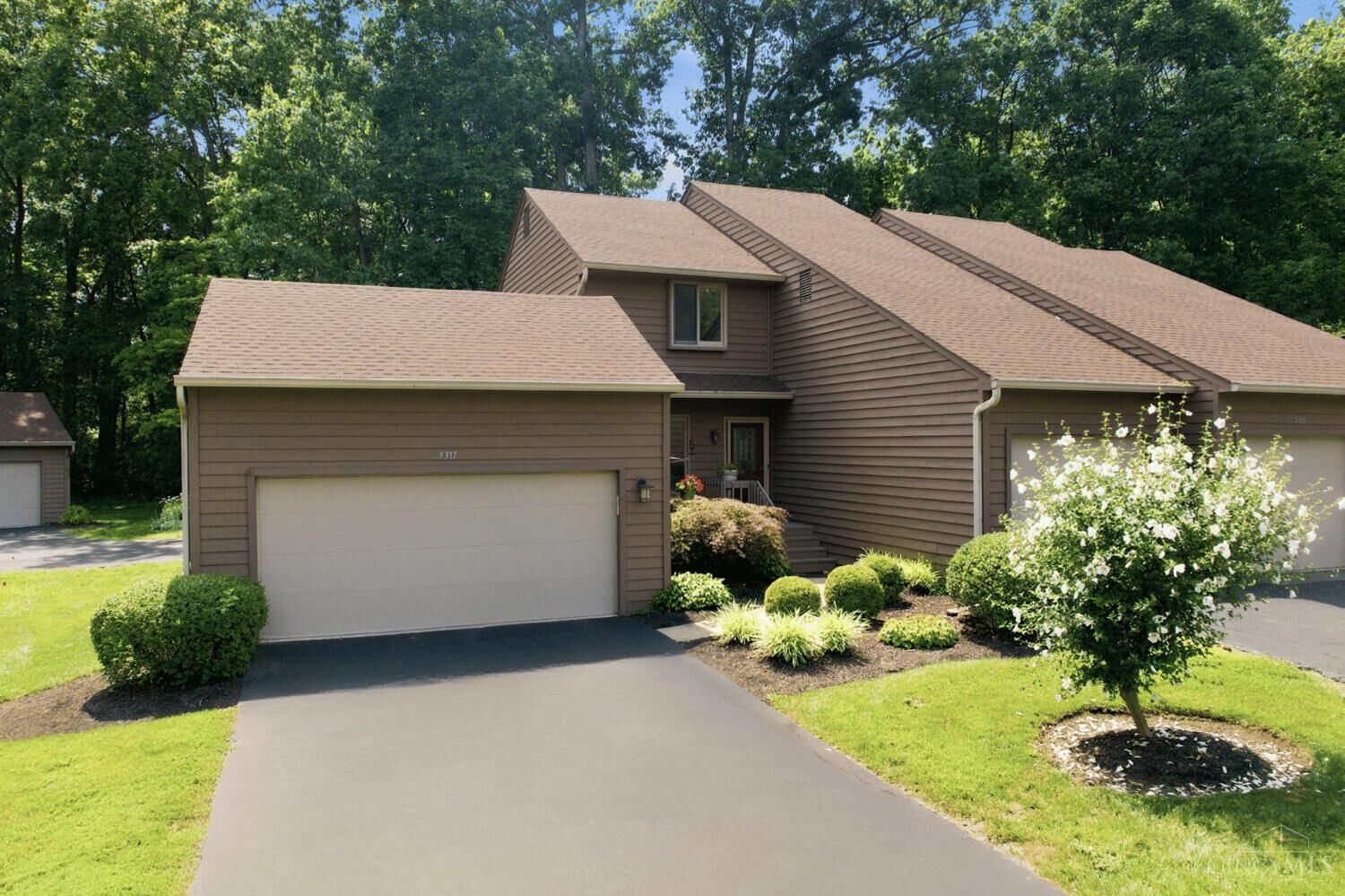 Property Photo:  5317 Hickory Trail Lane  OH 45242 