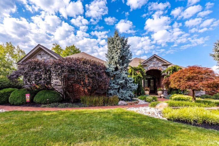 Property Photo: 7296 Southampton Lane OH 45069