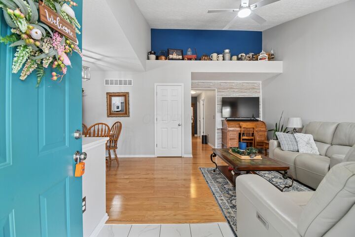 Property Photo: 709 Kildow Court OH 43103