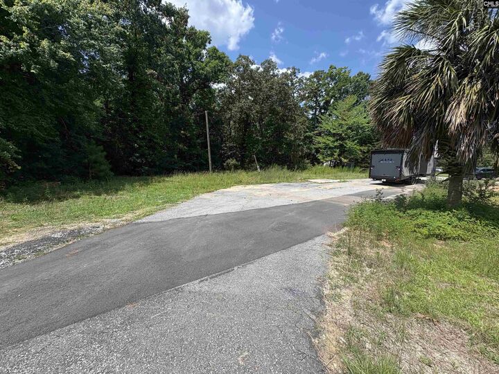 Property Photo: 417B Chapin SC 29036