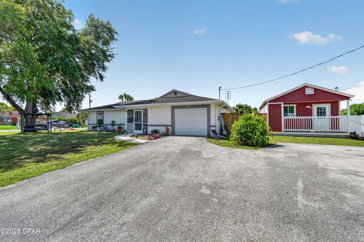 Property Photo:  5500 SW 17th Avenue  FL 34116 