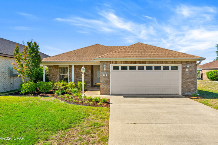 Property Photo: 114 Lakeridge Drive FL 32405
