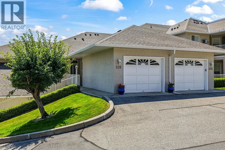 Property Photo: 2377 Shannon Woods Drive 201 BC V4T 2L8