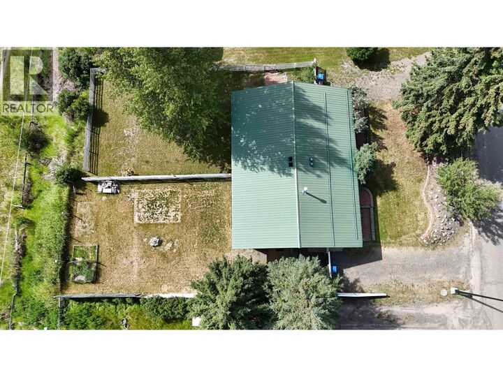 Property Photo: 461 Evergreen Crescent BC V0K 2E0