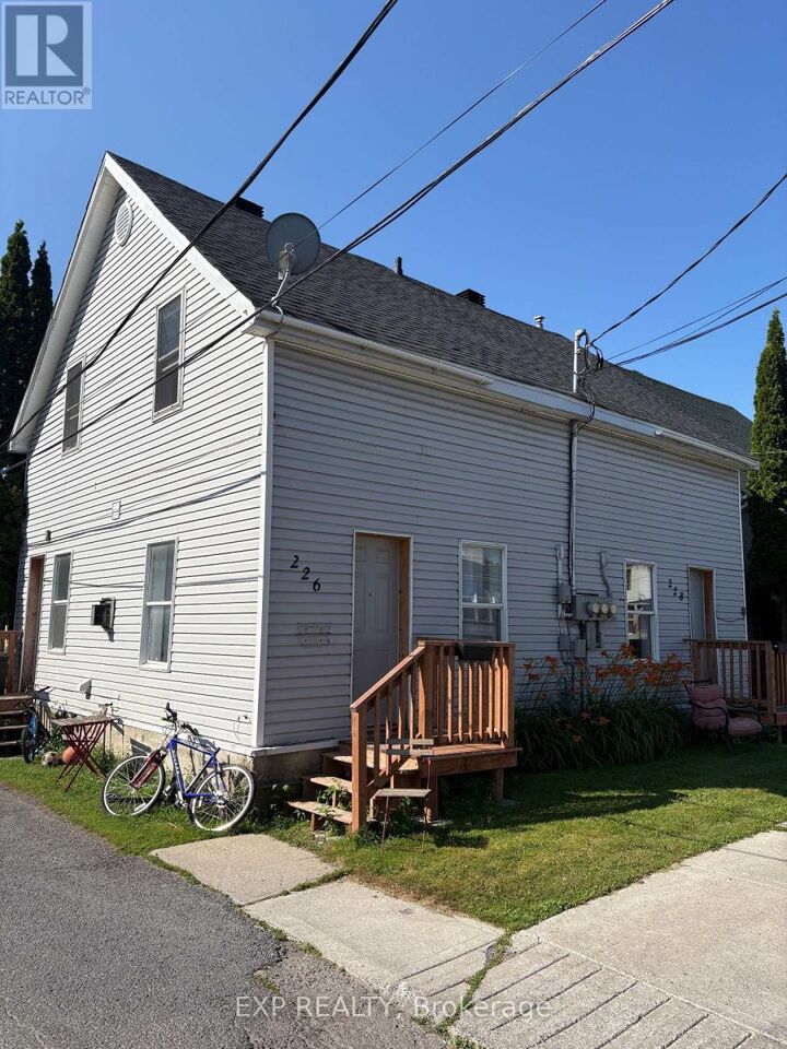 Property Photo:  228 First Street West  ON K6J 1C5 