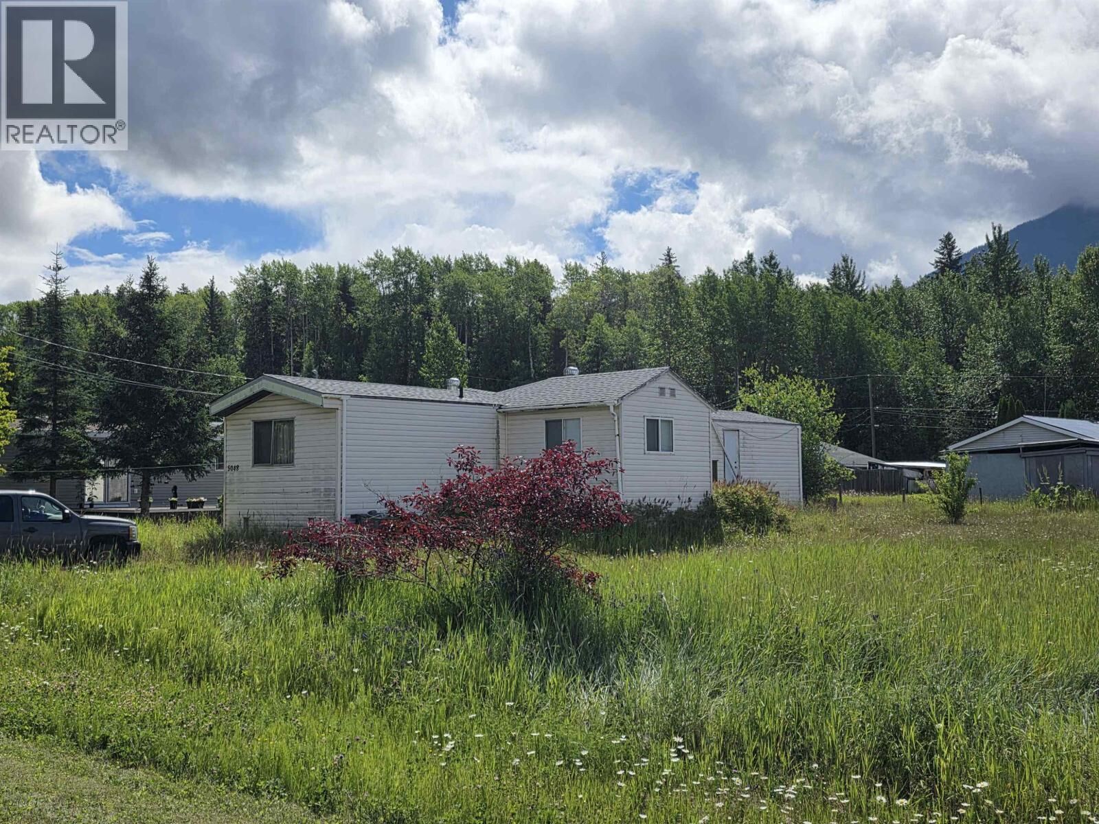 Property Photo: 5048 8th Avenue BC V0J 2J0