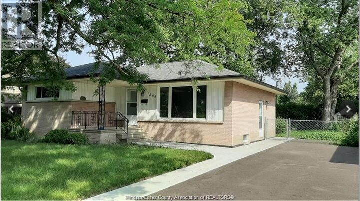 Property Photo:  1568 Villa Maria Boulevard North Main  ON N9G 1W3 