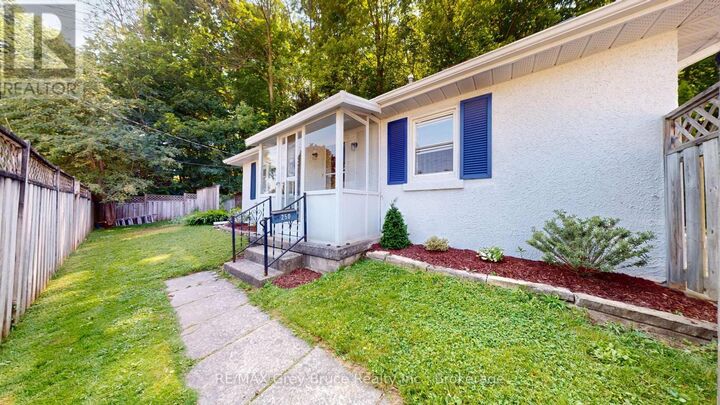 Property Photo: 250 2nd Avenue East ON N4K 2E6
