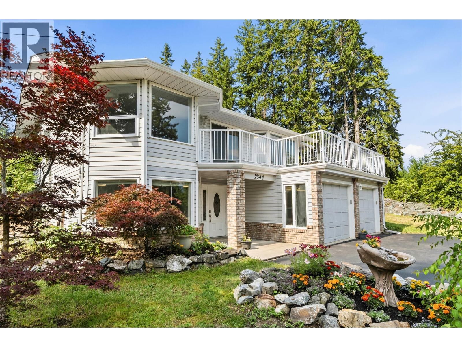 Property Photo: 2344 Pleasant Dale Road BC V0E 1H2