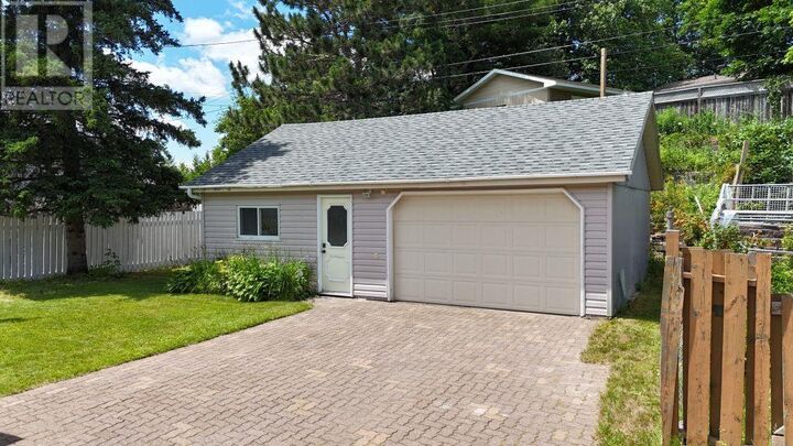 Property Photo: 66 Dieppe Ave ON P5A 1H3