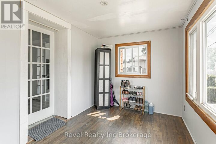 Property Photo:  19 Murray Street  ON N0J 1B0 