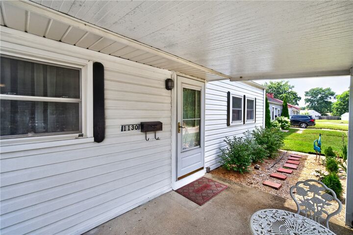 Property Photo:  1130 E Pearl Street  OH 45342 