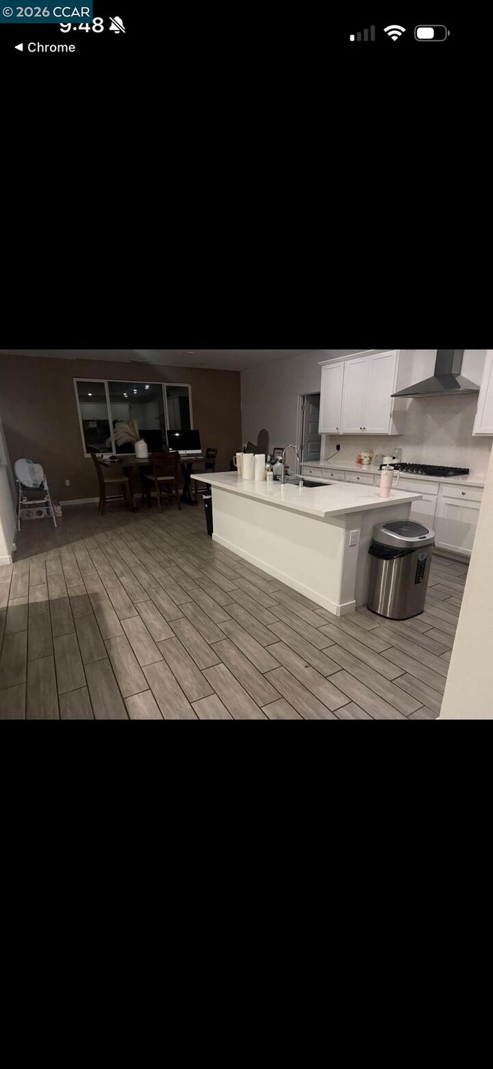 Property Photo: 10855 Balboa Point Way CA 95219