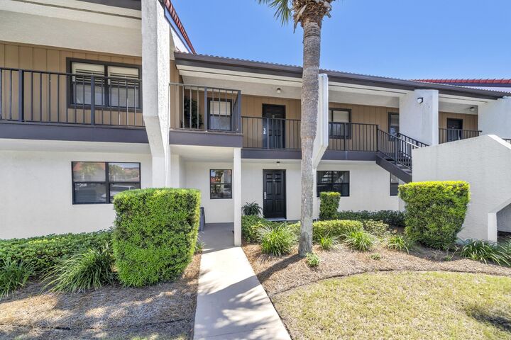 Property Photo: 520 N Richard Jackson Boulevard 1204 FL 32407